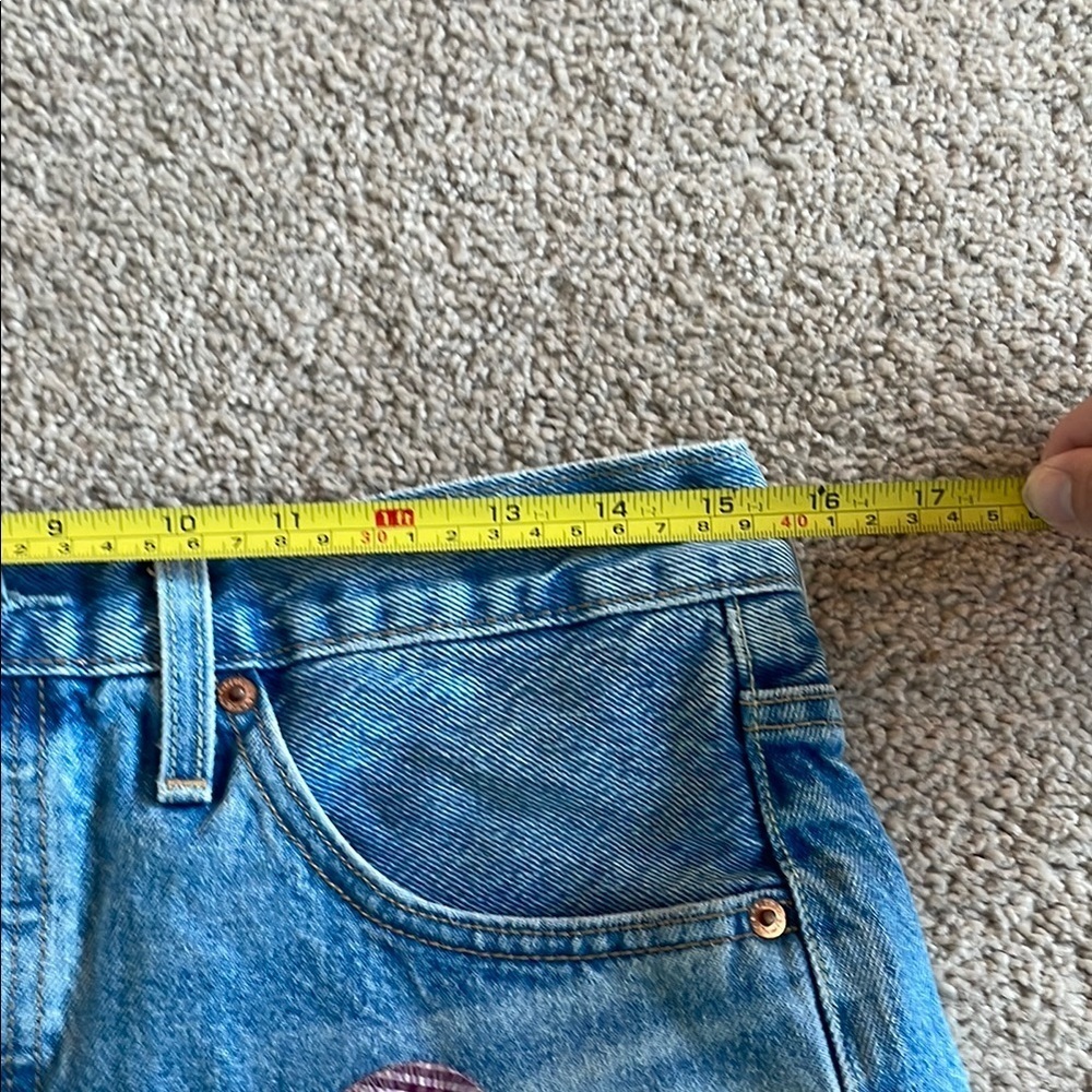 Levi's Blue Jean Shorts with Pink Heart Patch - Picture 5 of 6